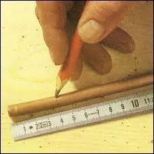 Ancienne unit de longueur qui quivalait  environ 20 cm.