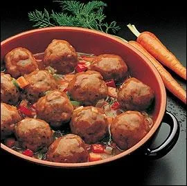 Parmi les  tapas , les boulettes de viande sont toujours prsentes. Quelle est leur traduction en espagnol ?