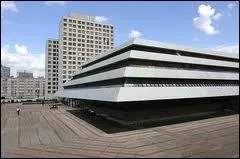 Quelle est la pr�fecture des Hauts-de-Seine ?