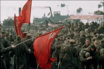 Qui joue le role de Knnig dans  Stalingrad  ?