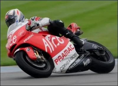 Je suis un pilote franais, ayant eu des rsultats plutt moyens en moto GP, et depuis que je suis all en superbike en 2012; je marche super bien, je suis ... ... .