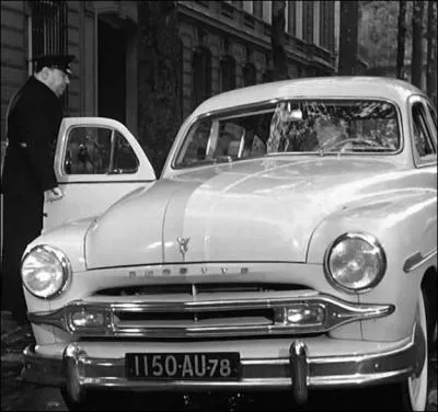 La Ford vedette, voiture de Max le menteur complice de Riton, deux truands associs depuis 20 ans ... .