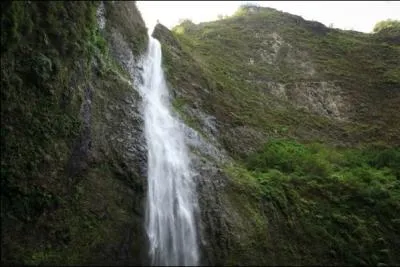 Mais si vous prfrez la chaleur, aucun problme, il vous suffit de faire un saut jusqu'aux chutes d'Hanakapiai ...
