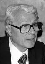 Ce roman (cf Q3) n'est qu'un dbut : il se poursuit par  La grande crevasse . Connaissez-vous le nom du 3me lment de la trilogie ?