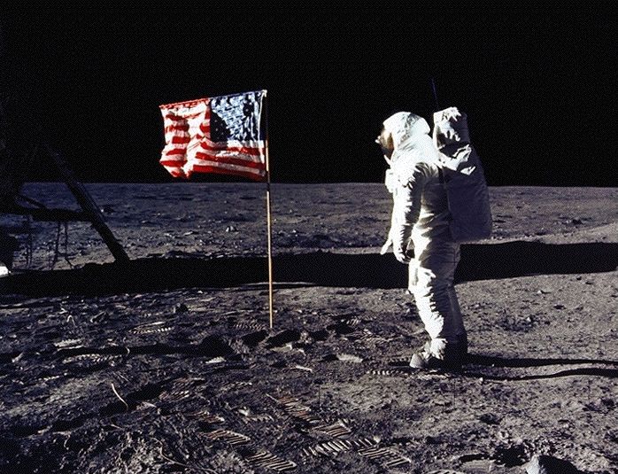 L'homme a-t-il vraiment marché sur la Lune ?