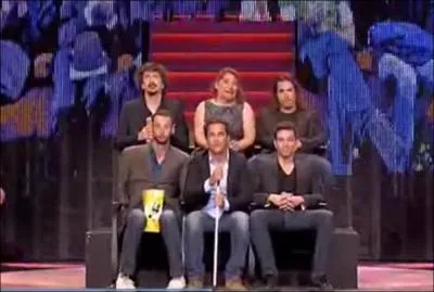 Dans ce sketch :  Un handicap est all voir Intouchables , lequel de ces personnages n'est pas dans le sketch ?