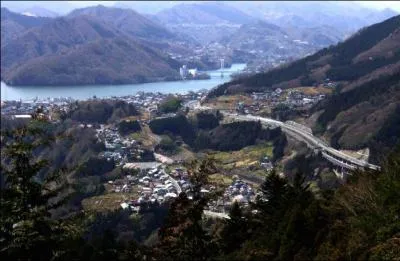 Quelle cit n'est pas une ville de la mgalopole japonaise ?