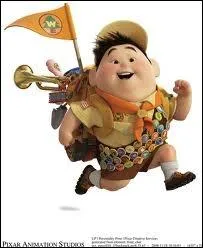 Mais au moment de son envol, un drle de scout, fut par erreur entran dans son voyage. Comment se nomme-t-il ?