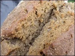 Comme le quinoa et l'amarante, il est qualifié de pseudo-céréales, mais en réalité il appartient à la famille des polygonacées.