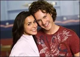 Comment s'appelle le petit copain de Kaylie ?