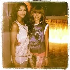 Bella est compltement dingue de ...