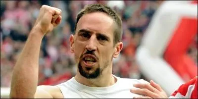 Qui est ce footballeur ?