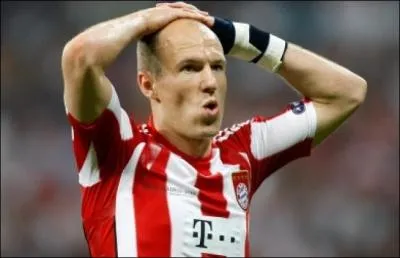 Qui est ce footballeur ?