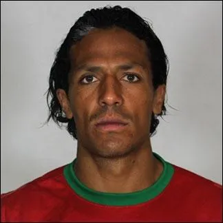 Qui est ce footballeur ?