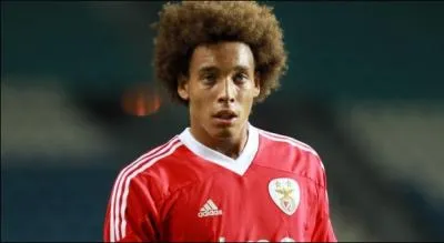 Qui est ce footballeur ?