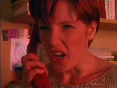 Pourquoi Wendy s'�nerve-t-elle au t�l�phone contre la petite copine de Xavier ?