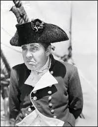 Il sert le devoir au-del des limites n'hsitant pas  sacrifier l'quipage pour des plantes exotiques. Charles Laughton excelle  nous le faire dtester. C'est ?