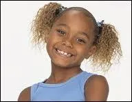 Comment s'appelle cette petite fille ?