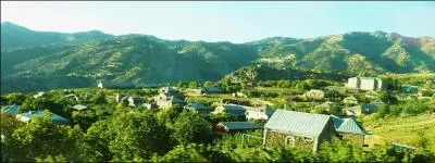 Quelle est la plus grande ville de la rgion la moins peuple (Vayots Dzor) ?