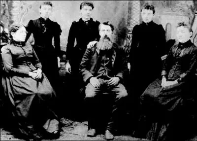 Ces prnoms vous suggreront le nom de cette famille de l'Ouest amricain, prsente dans une srie tlvise, tire d'une histoire vraie : Charles, Caroline, Mary, Albert !