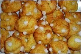 On ne rsiste pas  son nom qui est un vritable appel  la gourmandise. Petite bouche constelle de sucre en gros grains.