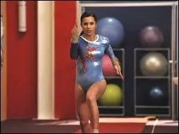 Quel sport pratiquait-elle quand elle tait plus jeune avec ses amies ?