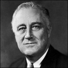 Comment s'appelait le projet de bombe atomique lancé par le président Roosevelt en 1942 ?