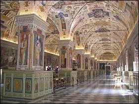 Vous aimez lire, vous aimez les mystres. Que conserve le Vatican en Enfer (en photo la bibliothque apostolique du Vatican) ?