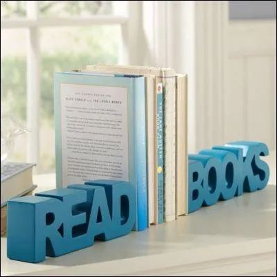 Vous aimez les livres, vous tes horrifis par les autodafs. Avant celui de Berlin en 1933, d'autres ont-ils eu lieu ?