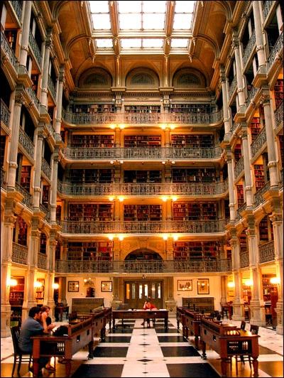 Vous aimez les livres et avez une bibliothque. Mais quelle est la plus grande bibliothque du monde, qui comprend... 32 000 000 livres et 65 000 000 manuscrits ?