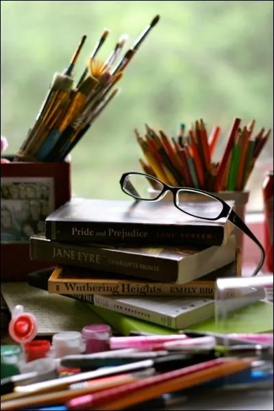 Vous aimez les livres, vous aimez le danger. Une tude amricaine a convoqu un jury d'rudits pour lister les livres les plus dangereux du monde ! Dans la liste propose, lesquel en font partie ?