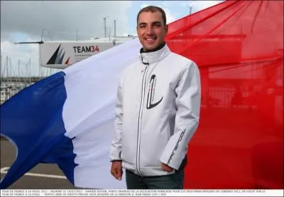 Quel est le nom du porte-drapeau de la d�l�gation fran�aise des jeux paralympiques, � Londres 2012 ?