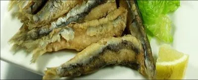 J'entrerais bien dans un bar pour vous y faire connatre les ..... de  boquerones . Savoureux avec bien videmment un  fino  de Montilla-moriles, blanc fruit et sec.