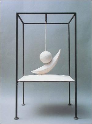  La boule suspendue  est une oeuvre en plâtre et métal d'Alberto Giacometti, réalisée au début des années 30. Giacometti était...