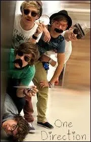 Lors de leur interview, le groupe a dû respirer de l'hélium en répondant aux questions.