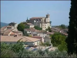 Voici une image de la commune de Figanires. Comment nomme-t-on les habitants de cette commune Varoise ?