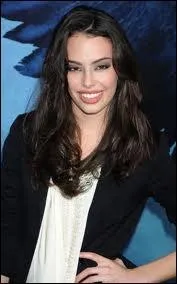 Pour qui Nate craque-t-il dans le Camp Rock 2 ?