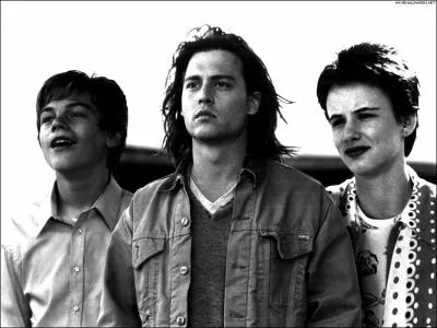 Et enfin Gilbert et Arnie ont deux soeurs , mais comment se nommes t-elles ?