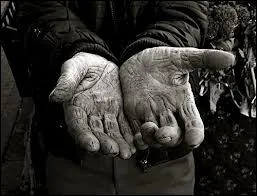 Le travail de (... ) est pnible.