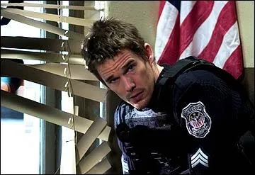 Comment s'appelle le personnage qu'il incarne dans Training Day ?