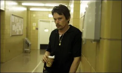 Comment s'appelle le personnage qu'il incarne dans L'lite de Brooklyn ?