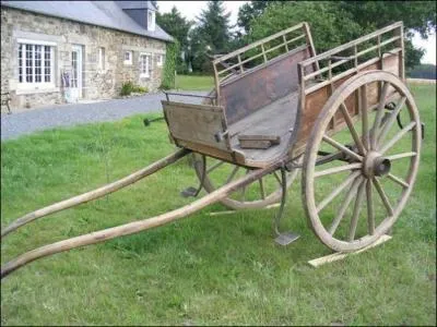 Ce vhicule dsigne aussi un ensemble de salaris licencis ... une ... .