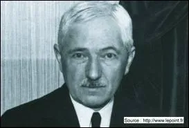 Sports : il est n  Theuley-les-Lavoncourt... , bref en Haute-Sane, en 1873. C'est l'enfant de la balle ! Il a cr un vnement en 1930 pour lequel on ne peut que lui dire : chapeau, quel coup !