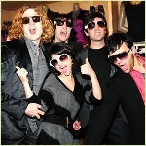 Comment se nomme son groupe ?