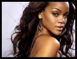 La jeune et sexy Rihanna est l'héroïne d'un spot pour...