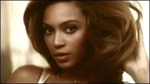 Beyonce Knowles a tourn pour :