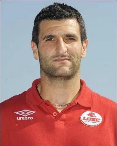 Qui est ce footballeur ?