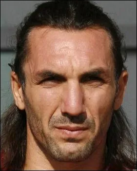 Qui est ce footballeur ?