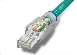 Quel est le nom de la  prise rseau  que l'on trouve sur les PC ?