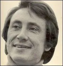 Il a compos des chansons pour Gribouille et Isabelle Aubret, mais il chantait aussi notamment cet norme tube   J'suis heureux   ... ...